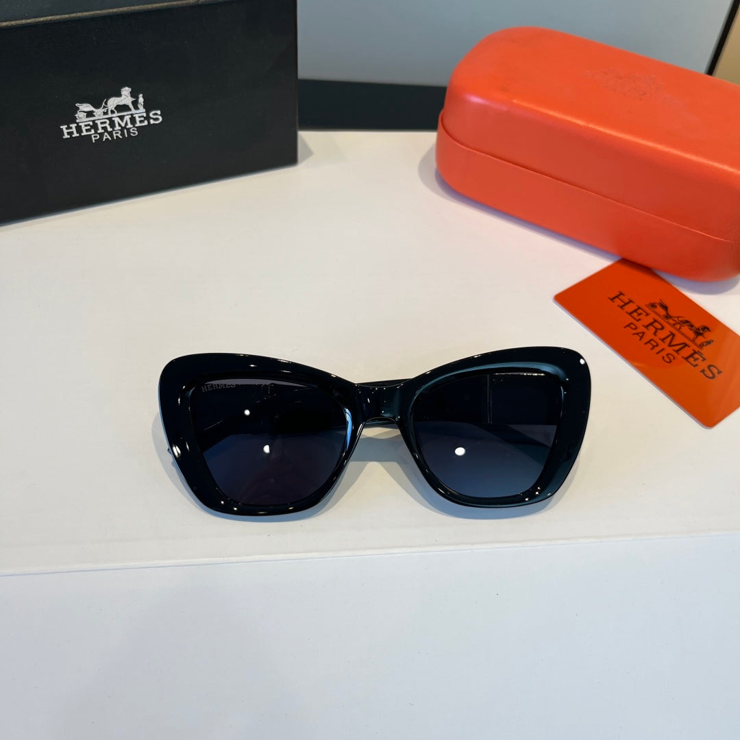 Hermès Oversized Black Lens Sunglasses for Women - 158684 - detail image 9