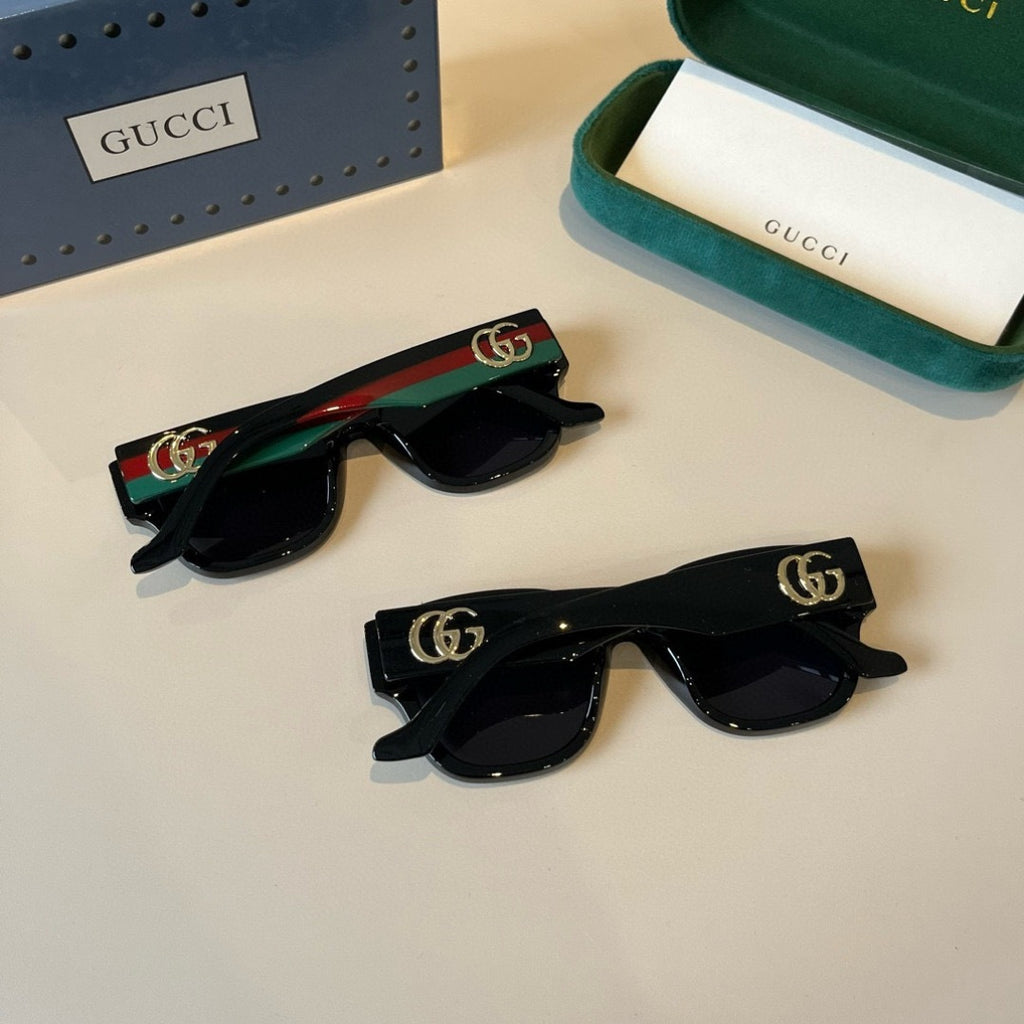 Gucci Oversized Black Lens Sunglasses for Men & Women - 464977 - detail image 11