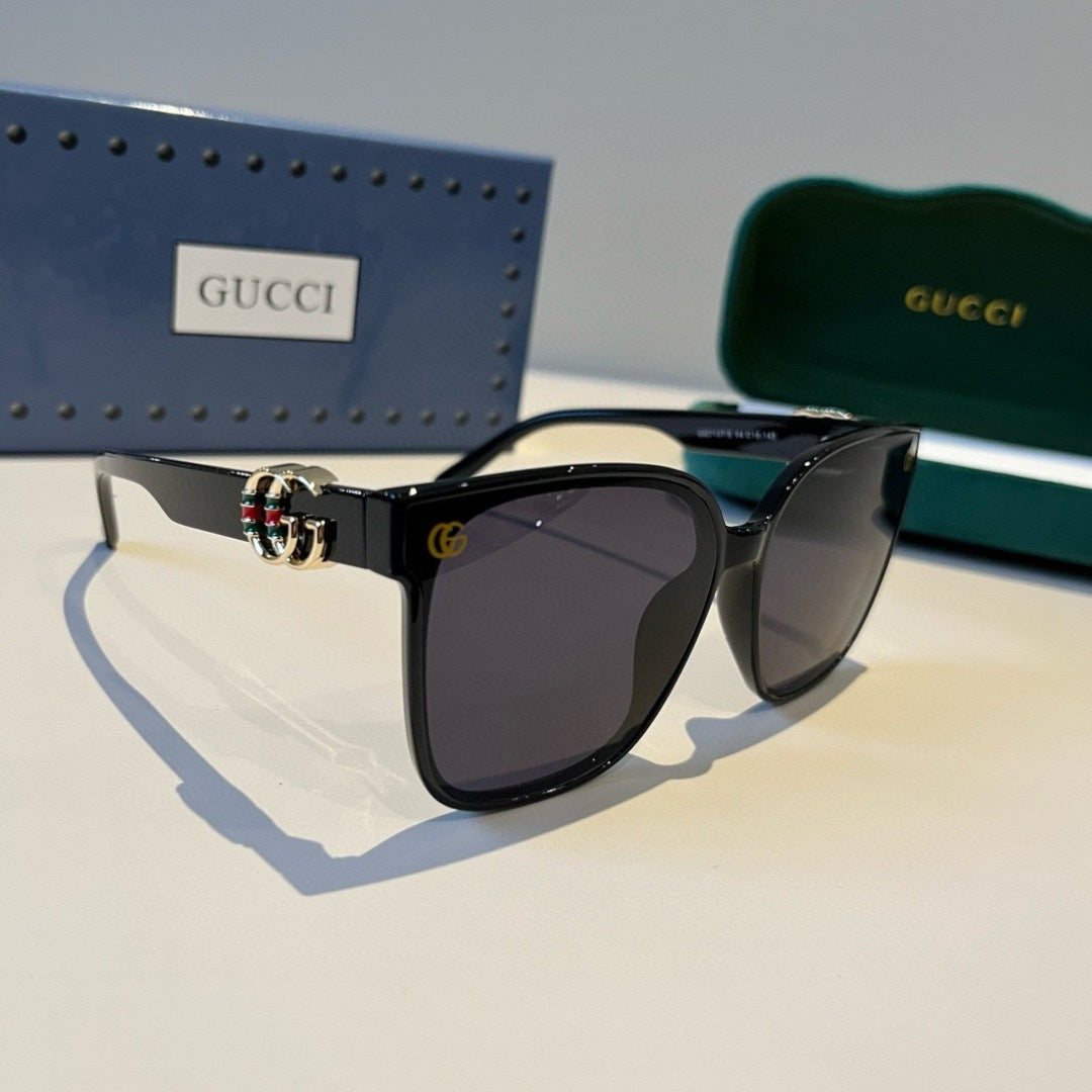 Gucci Fashion Black Lens Sunglasses for Men & Women - 997665