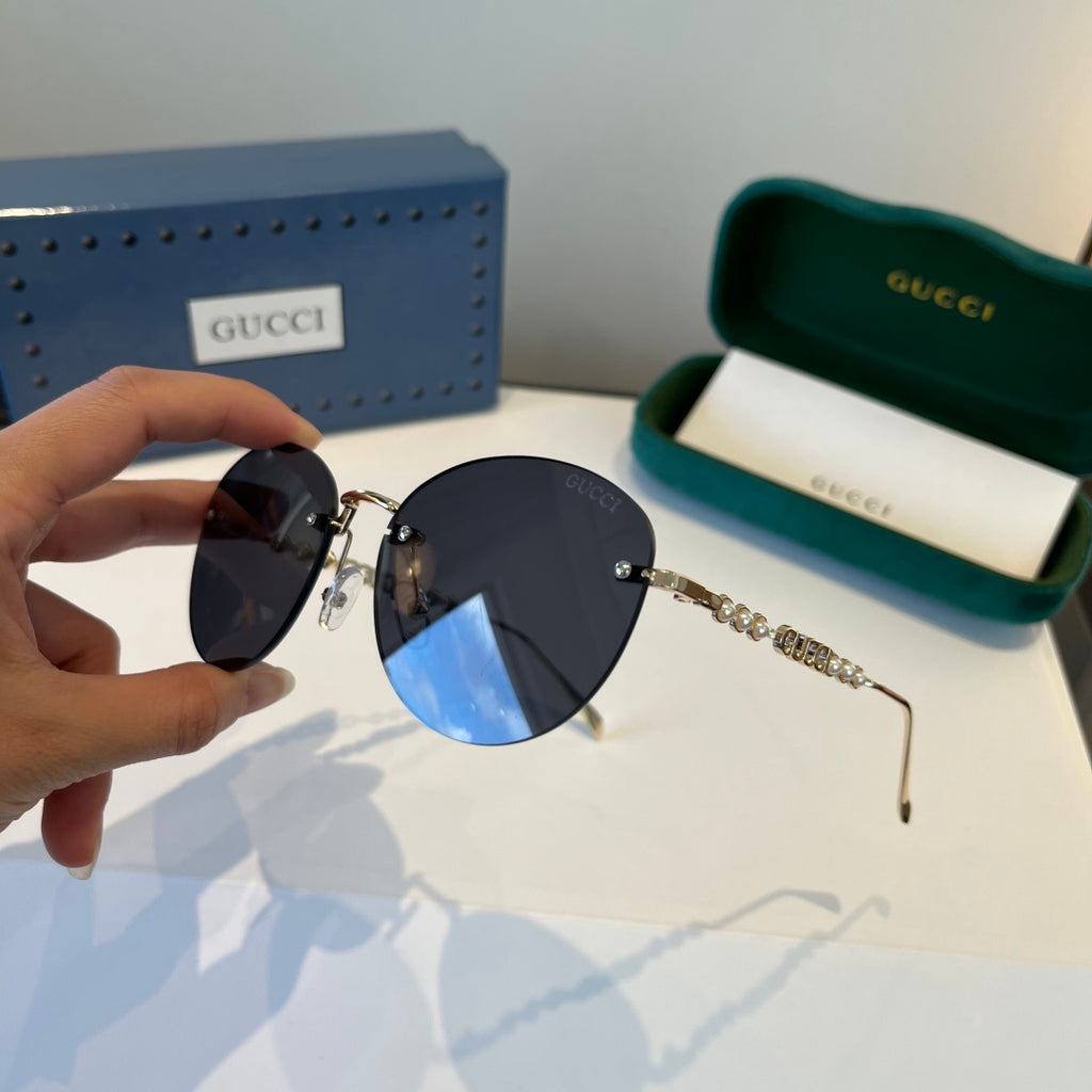 Gucci Oversized Silver Lens Sunglasses for Women - 866914 - detail image 4