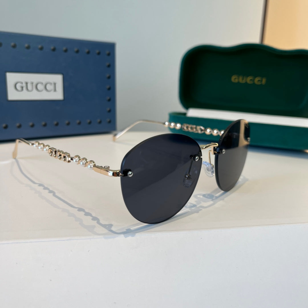 Gucci Oversized Silver Lens Sunglasses for Women - 997567