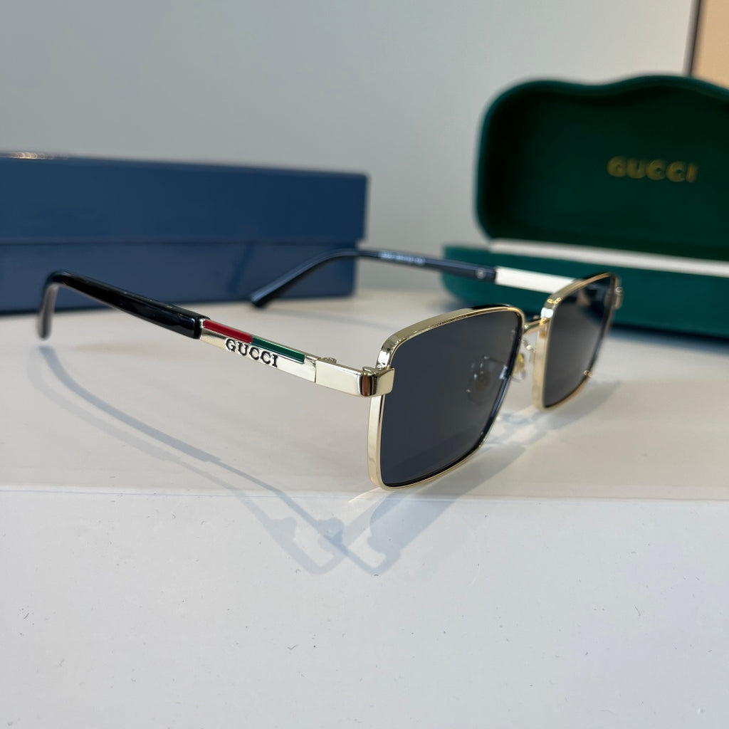 Gucci Oversized Silver Lens Sunglasses for Women - 997574