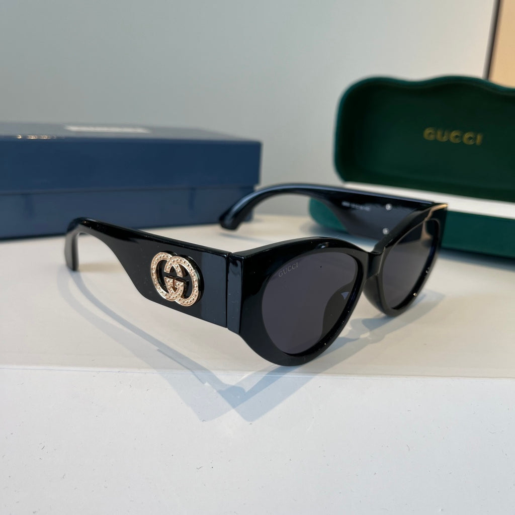 Gucci Cat-Eye Black Lens Sunglasses for Men & Women - 866922