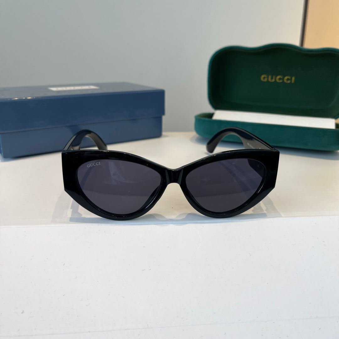 Gucci Cat-Eye Black Lens Sunglasses for Men & Women - 866922 - detail image 2