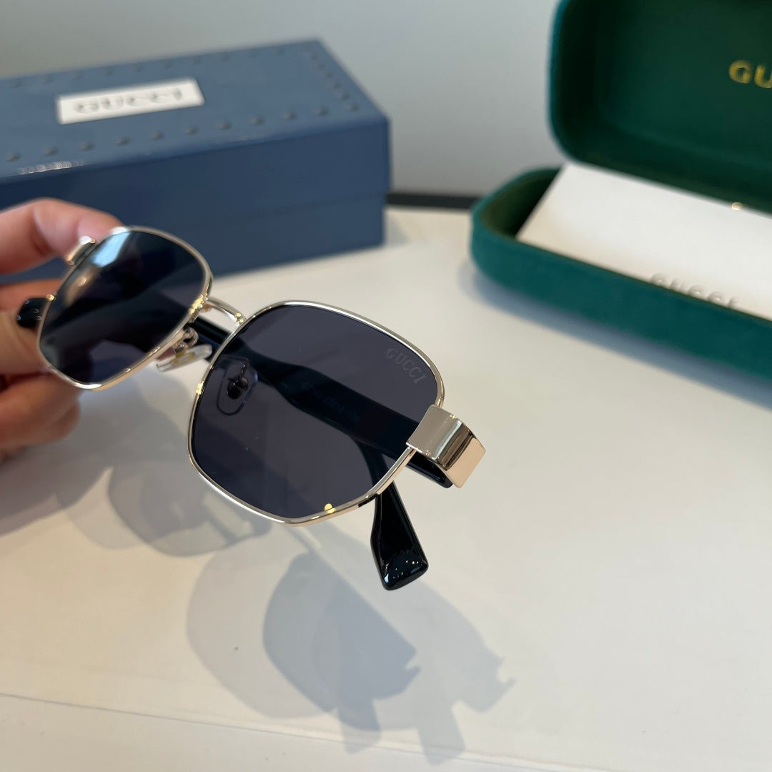 Gucci Oversized Silver Lens Sunglasses for Women - 997578 - detail image 8