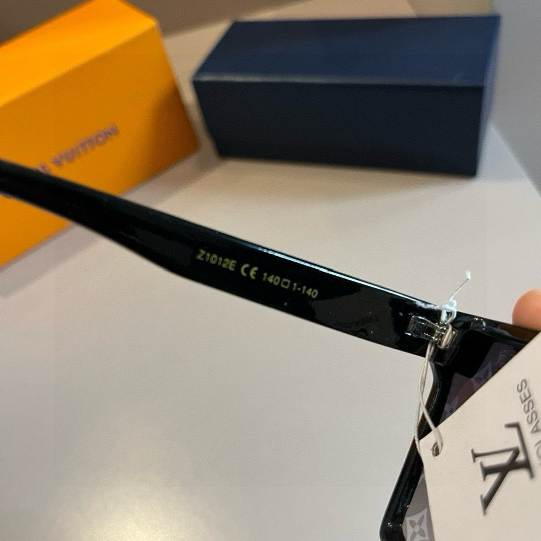 Louis Vuitton Fashion Gold Lens Sunglasses for Men & Women - 448552 - detail image 7
