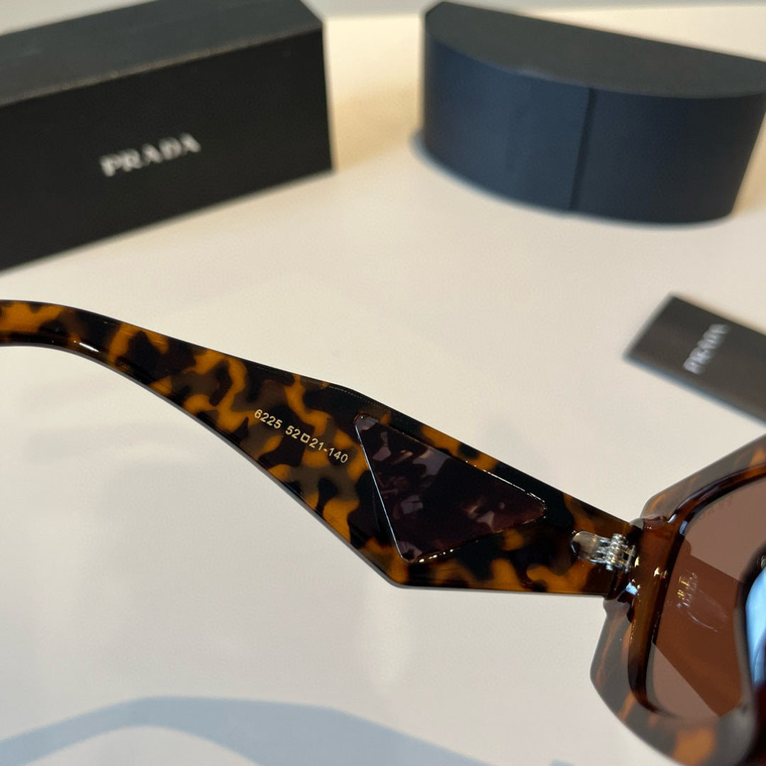 Prada Fashion Black Lens Sunglasses for Men & Women - 432080 - detail image 10