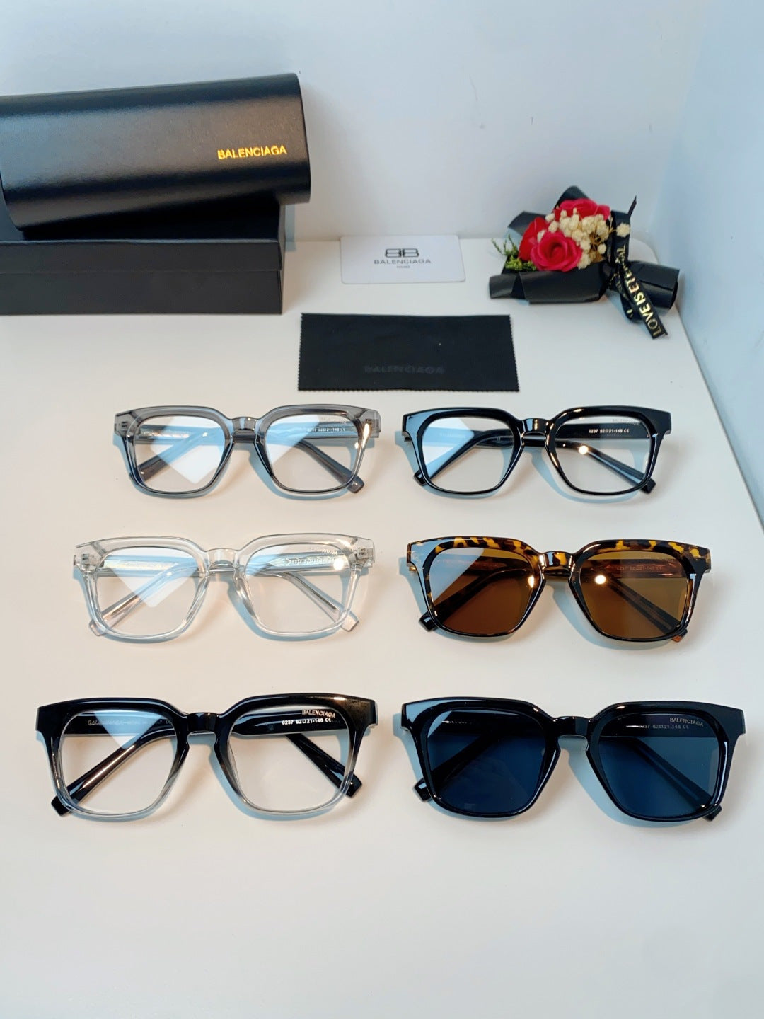 Balenciaga Blue-Light Fashion Blue Lens Sunglasses for Men & Women - detail image 12