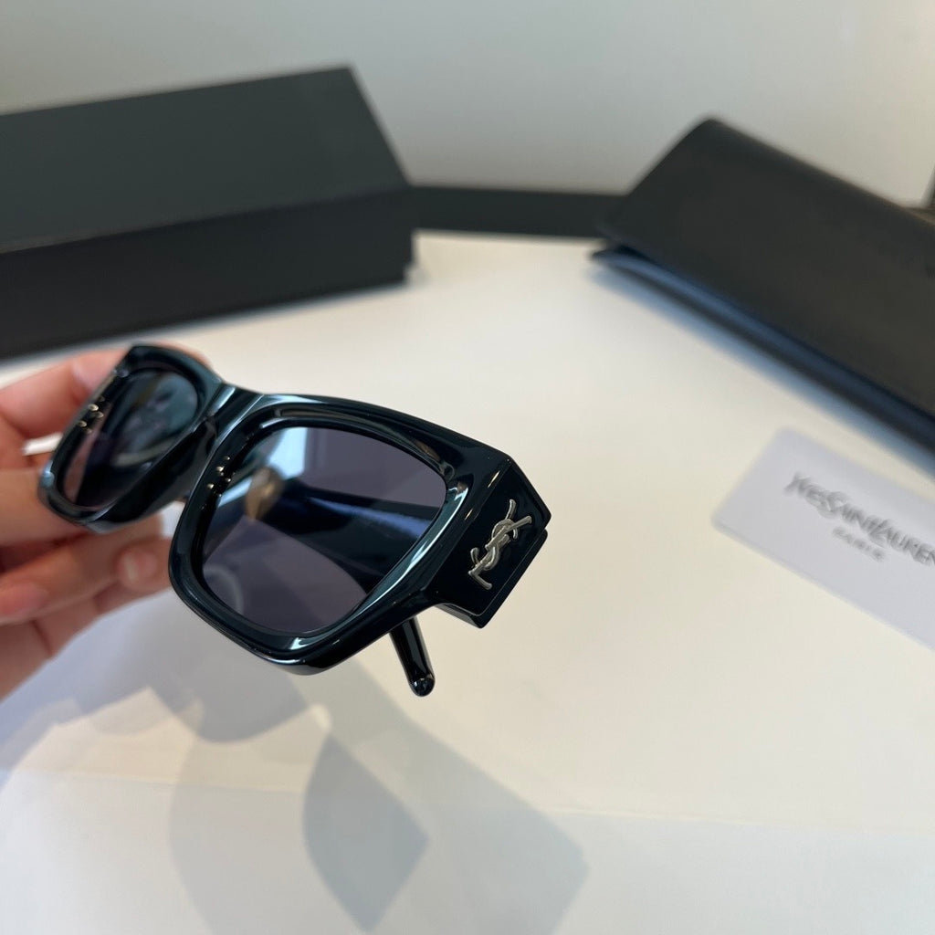 Saint Laurent Fashion Black Lens Sunglasses for Men & Women - 449209 - detail image 7