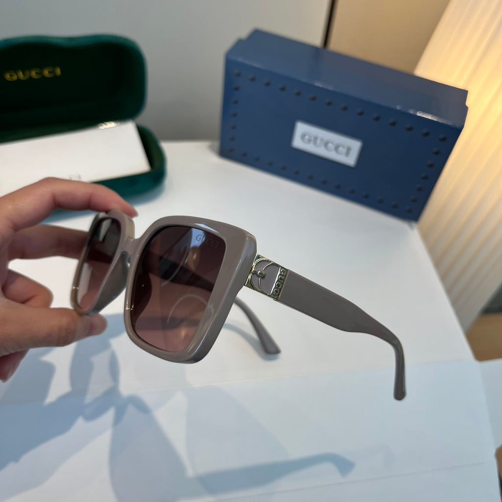 Gucci Oversized Silver Lens Sunglasses for Women - 997661 - detail image 4