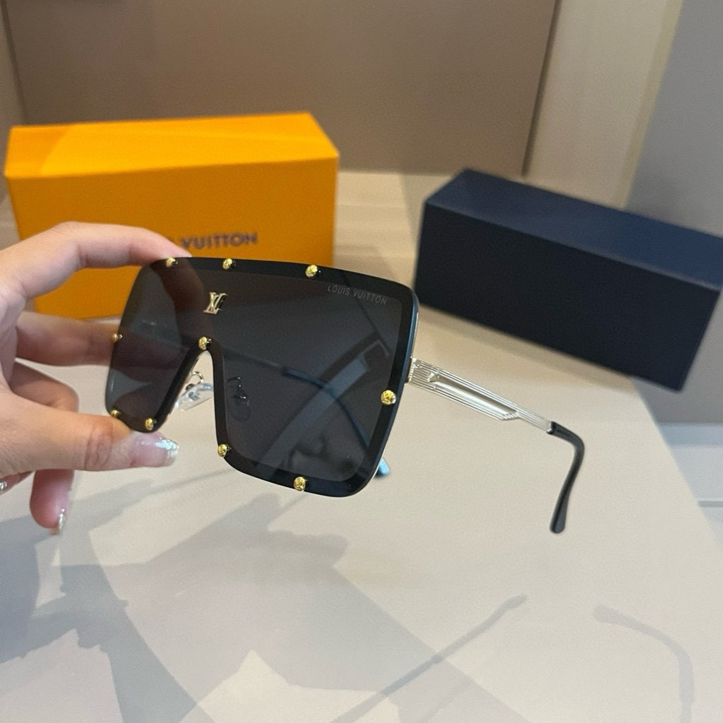 Louis Vuitton Fashion Gold Lens Sunglasses for Men & Women - 464739 - detail image 4