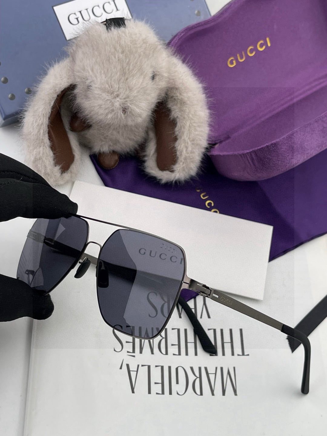 Gucci G3733 Polarized Fashion Black Lens Sunglasses for Men & Women - 934076 - detail image 4