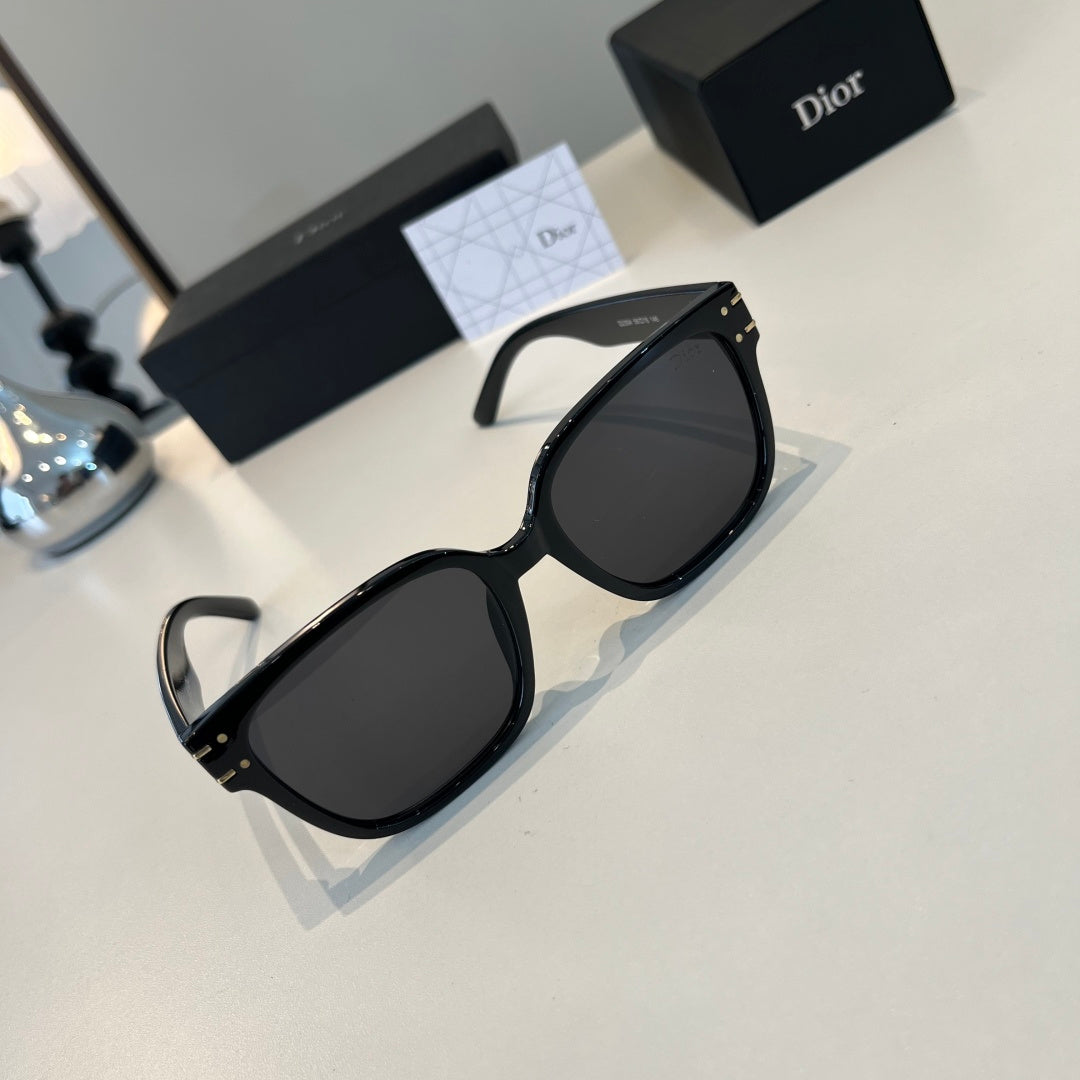 Dior Fashion Black Lens Sunglasses for Men & Women - 486809 - detail image 4