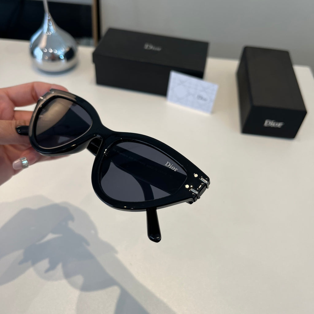 Dior Fashion Black Lens Sunglasses for Men & Women - 431891 - detail image 7