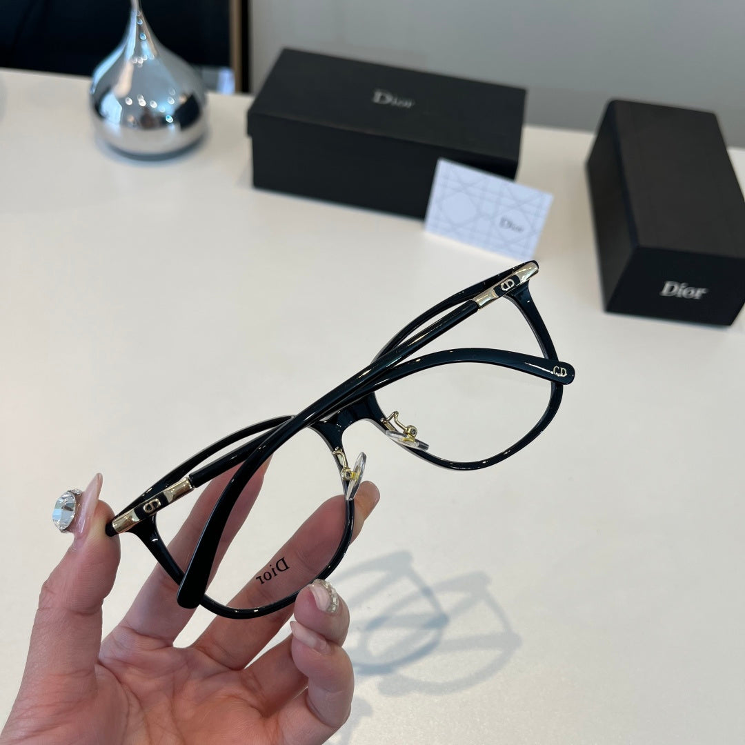Dior Fashion Silver Lens Sunglasses for Men & Women - 371941 - detail image 8