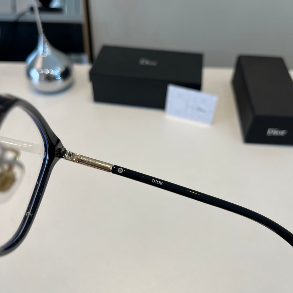 Dior Fashion Silver Lens Sunglasses for Men & Women - 371941 - detail image 10