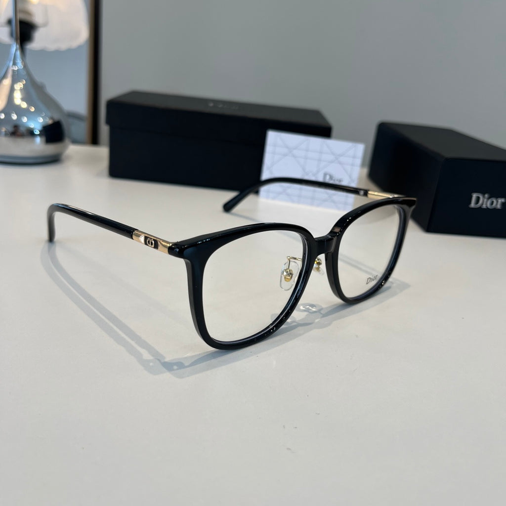 Dior Fashion Silver Lens Sunglasses for Men & Women - 486812