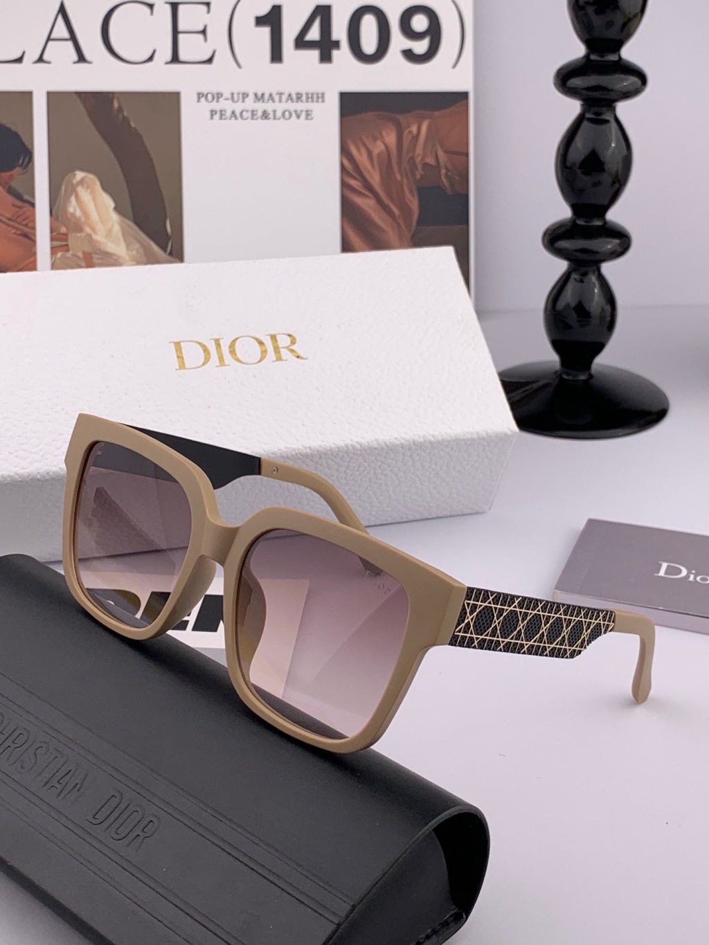 Dior D8304 Square Black Lens Sunglasses for Men & Women - 997967 - detail image 4