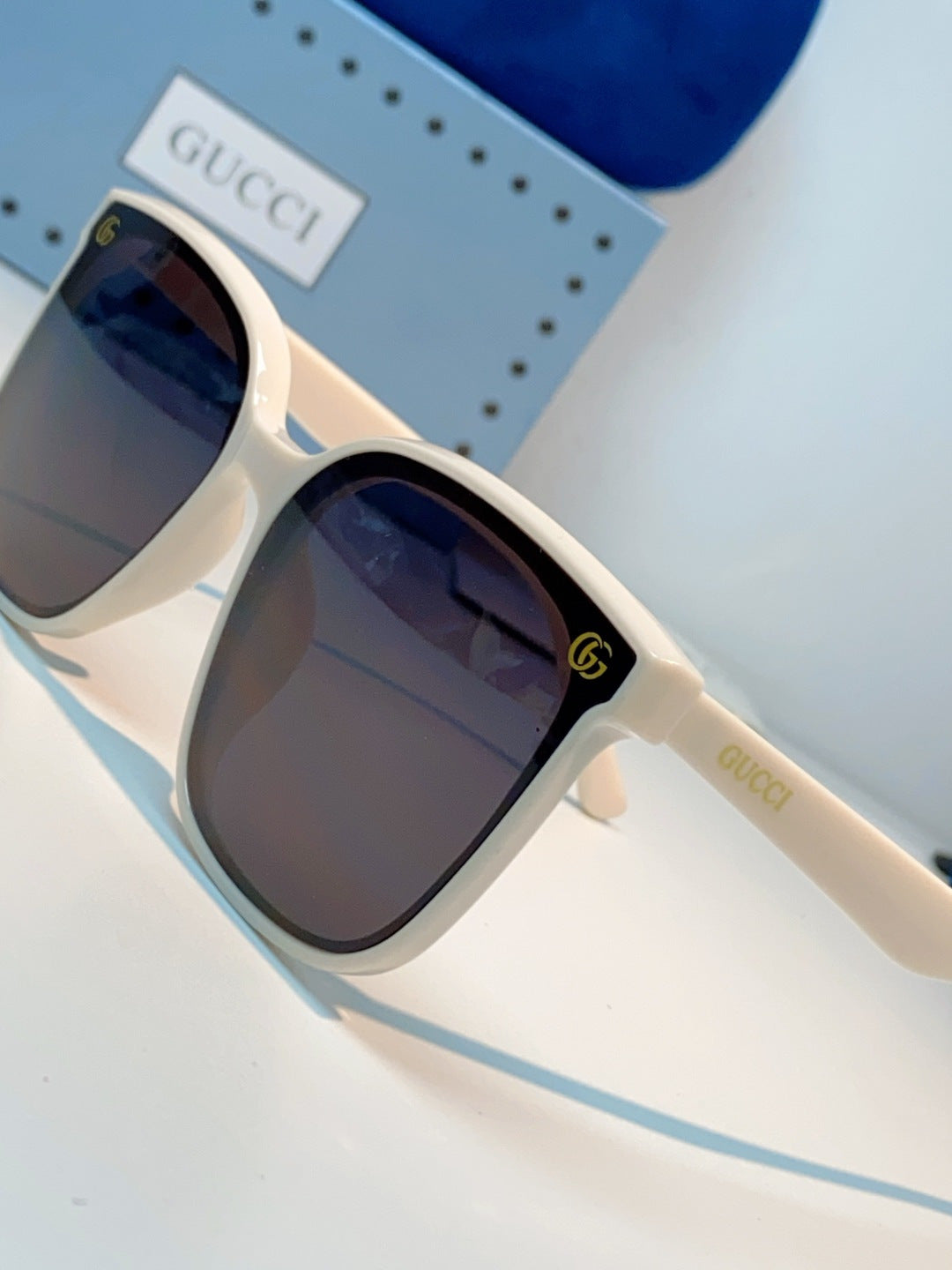 Gucci Fashion Black Lens Sunglasses for Men & Women - 997542 - detail image 7