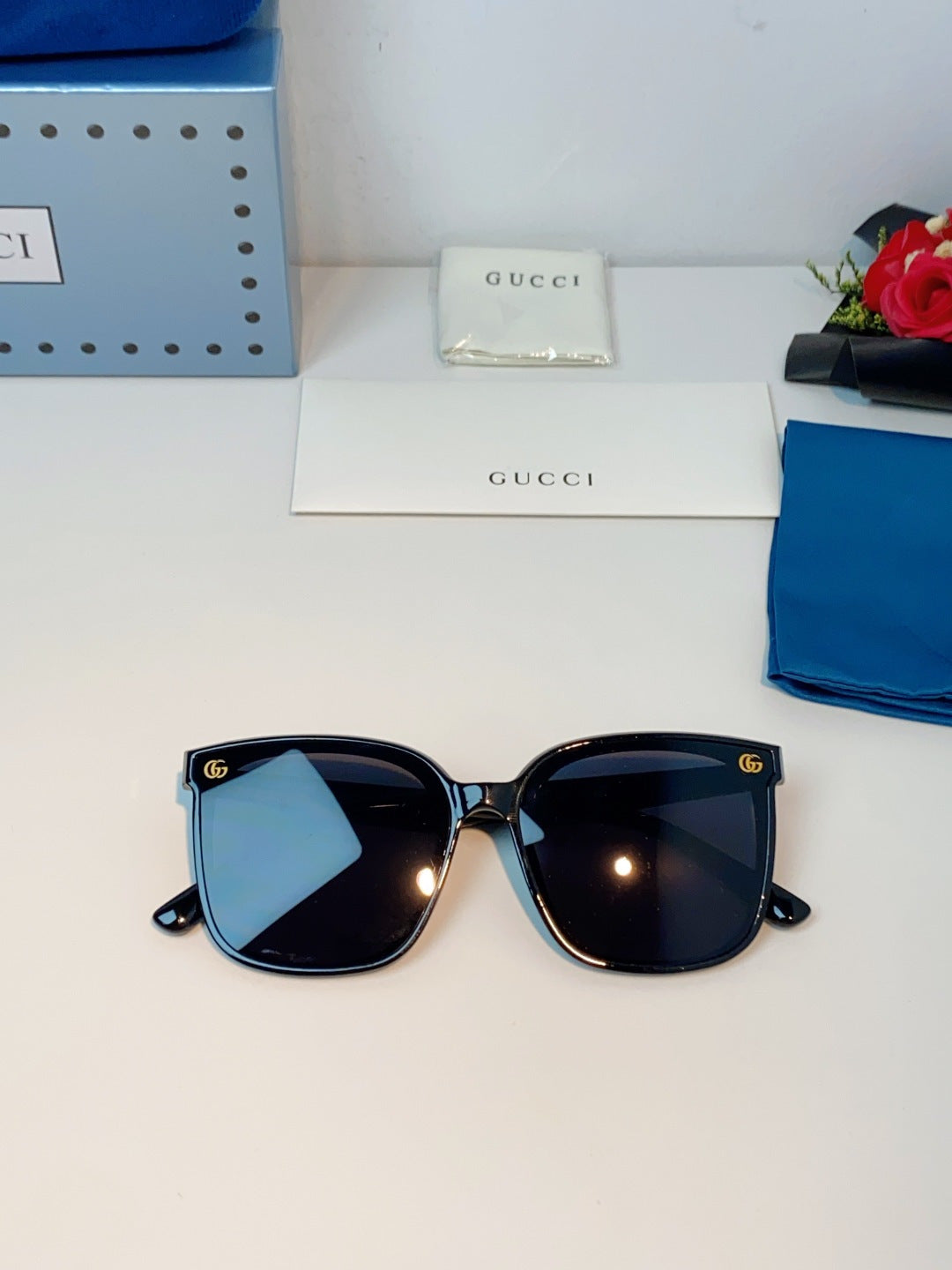 Gucci Fashion Black Lens Sunglasses for Men & Women - 997544 - detail image 9