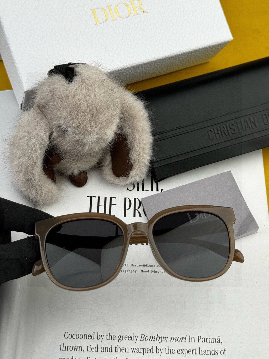 Dior D6106 Polarized Round Red Lens Sunglasses for Men & Women - 997990 - detail image 3