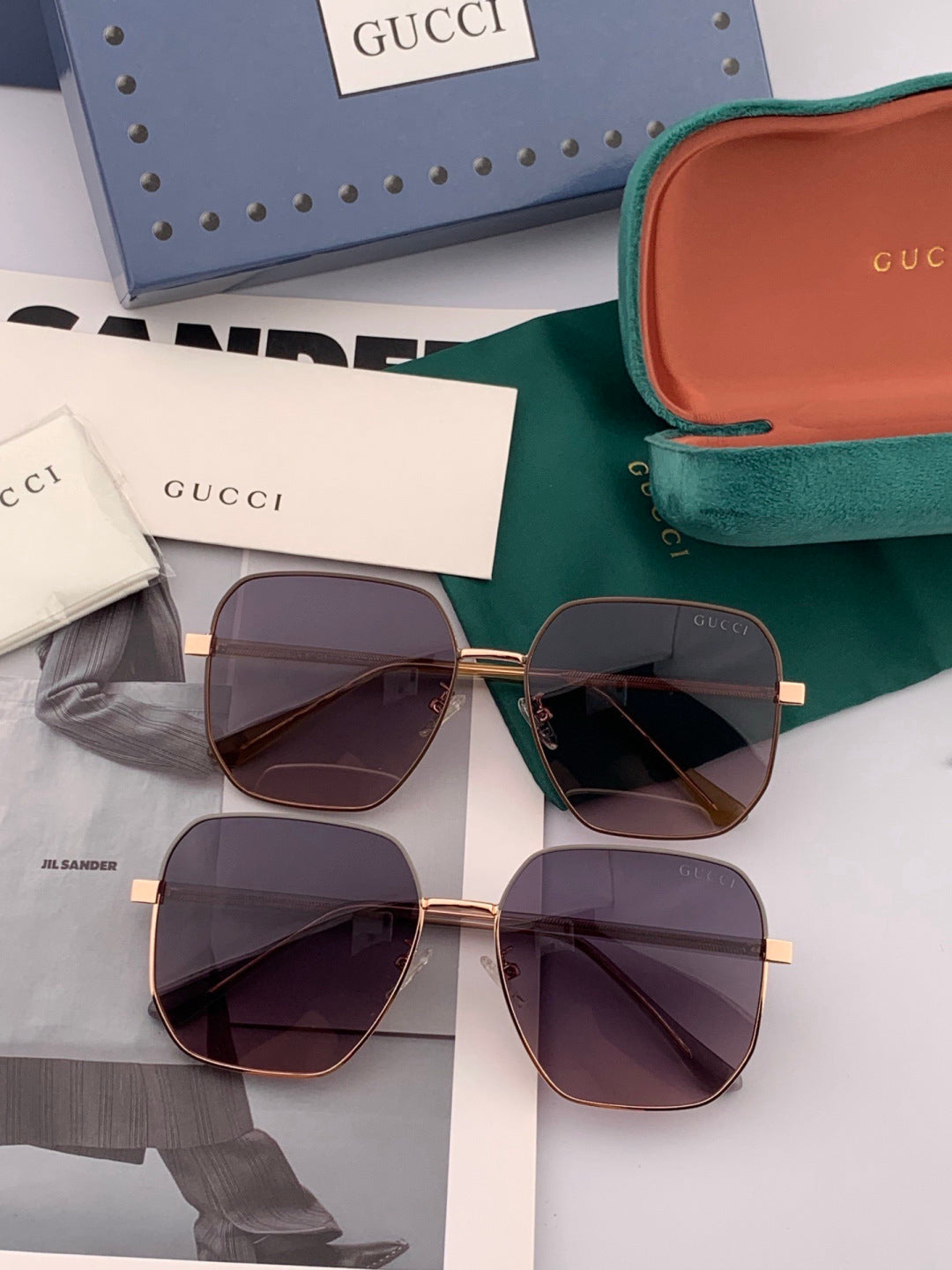 Gucci G1622 Polarized Square Gold Lens Sunglasses for Men & Women - detail image 7