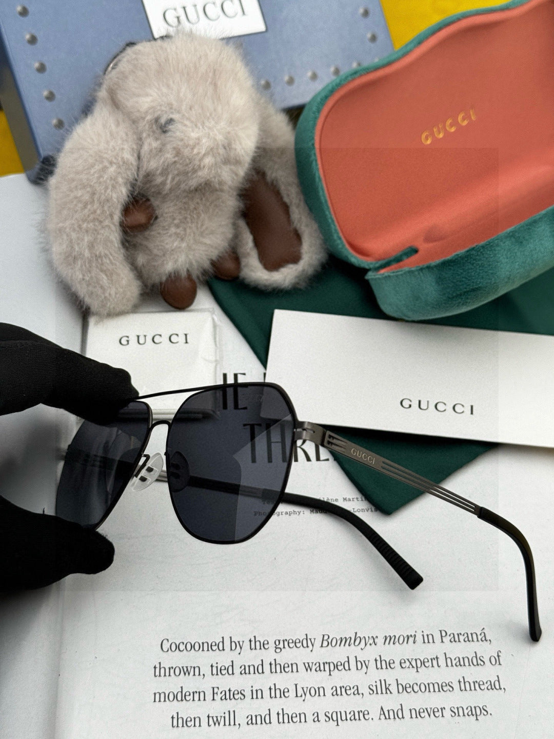 Gucci G911 Fashion Gold Lens Sunglasses for Men & Women - 132273 - detail image 4