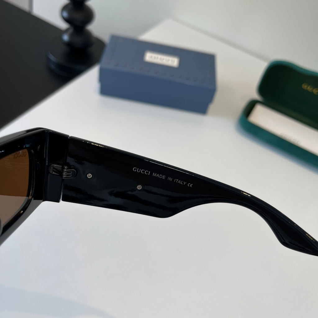 Gucci Oversized Silver Lens Sunglasses for Men & Women - 132243 - detail image 6