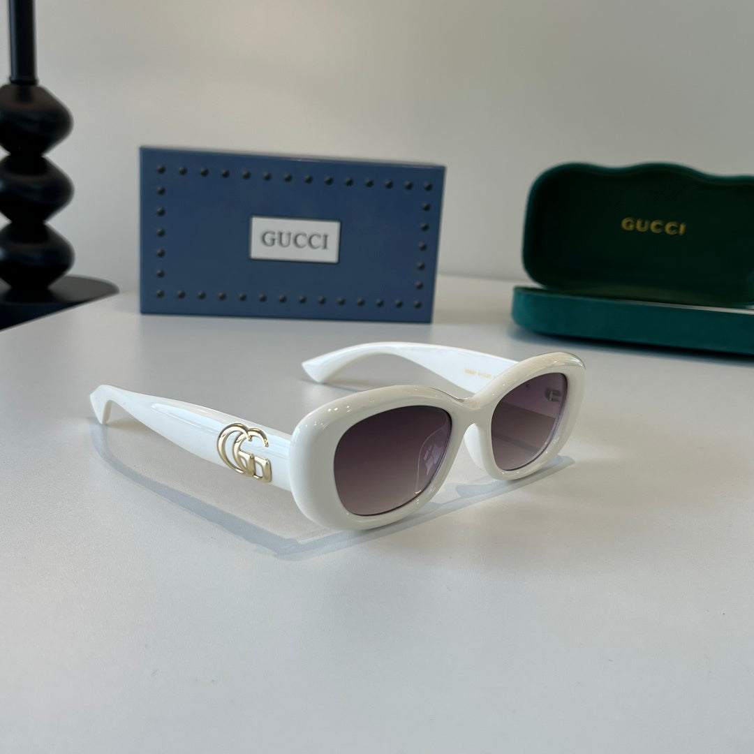 Gucci Fashion Silver Lens Sunglasses for Men & Women - 132246