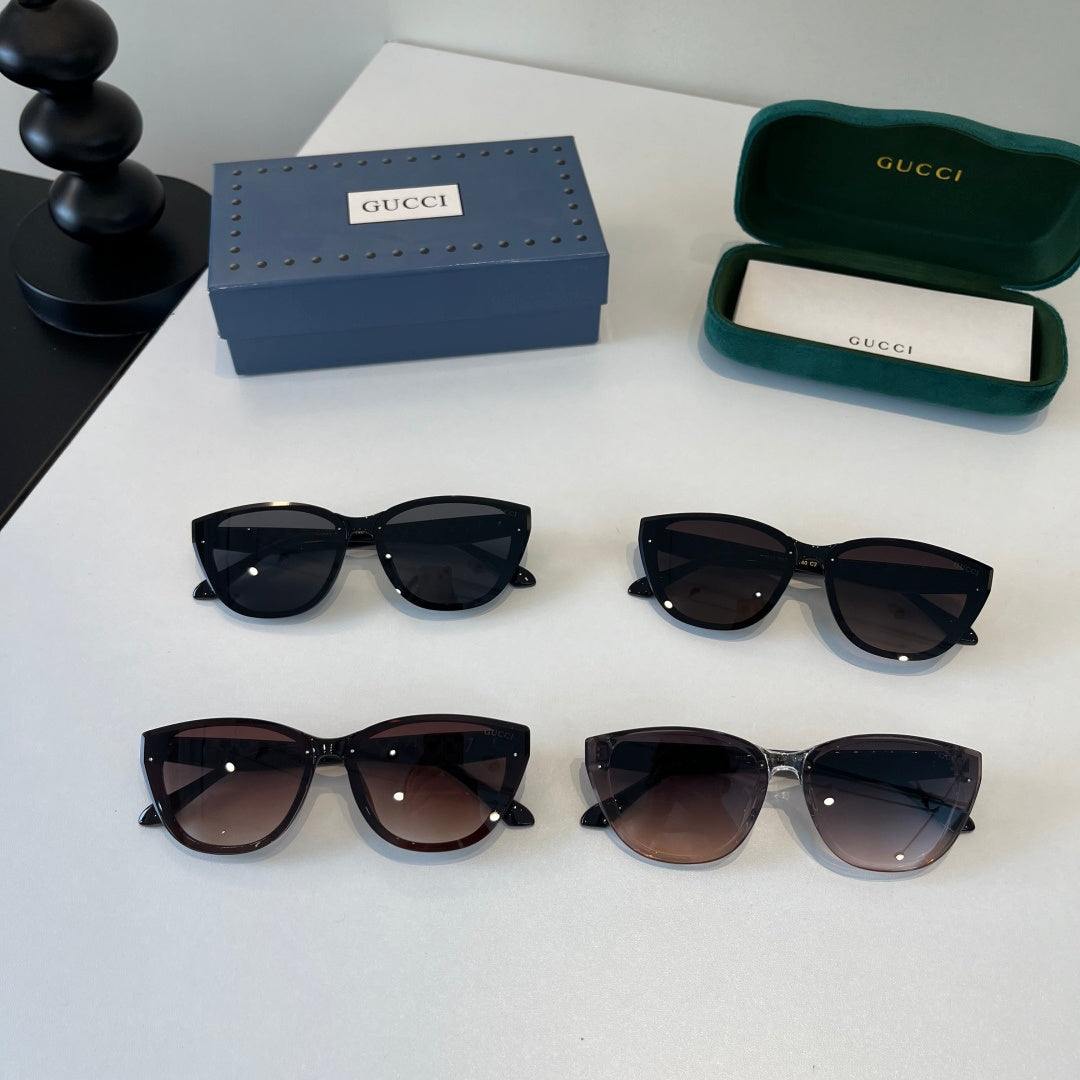 Gucci Oversized Silver Lens Sunglasses for Women - 132255 - detail image 10