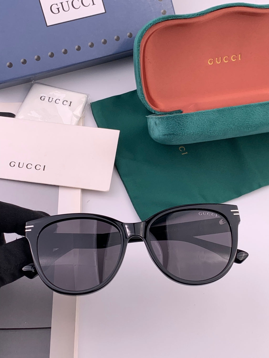 Gucci G2234 Polarized Square Pink Lens Sunglasses for Men & Women - 132296 - detail image 2