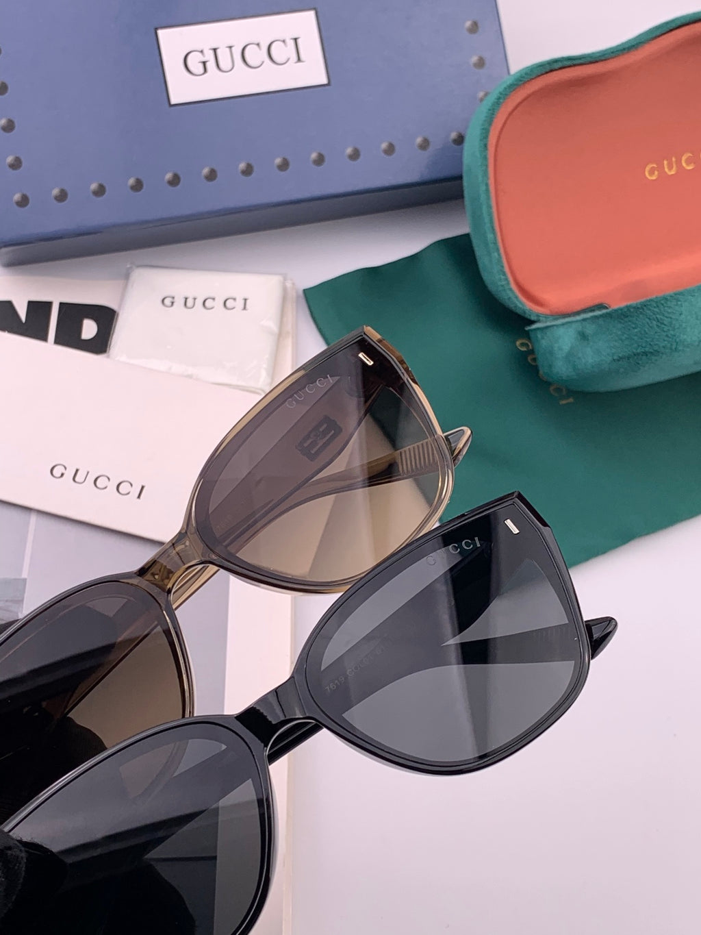 Gucci G9761 Polarized Square Black Lens Sunglasses for Men & Women - 132300 - detail image 3