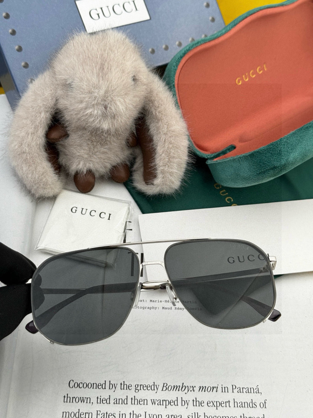 Gucci G21809 Polarized Aviator Black Lens Sunglasses for Men - detail image 2
