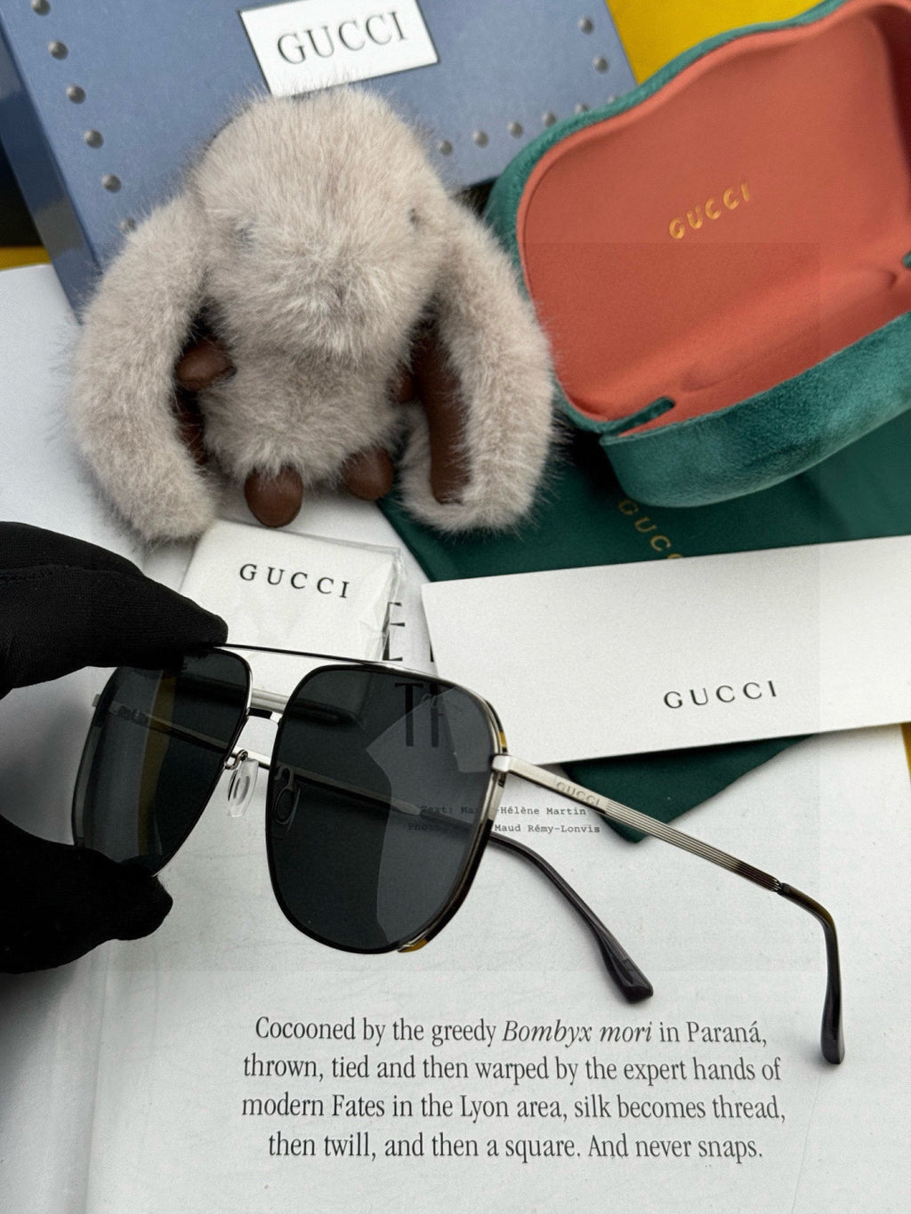 Gucci G21809 Polarized Aviator Black Lens Sunglasses for Men - detail image 5