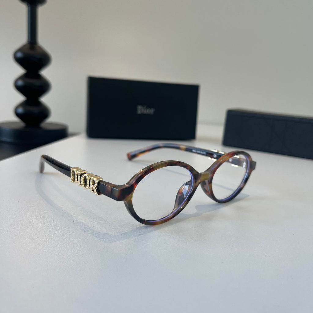 Dior Fashion Silver Lens Sunglasses for Men & Women - 431860