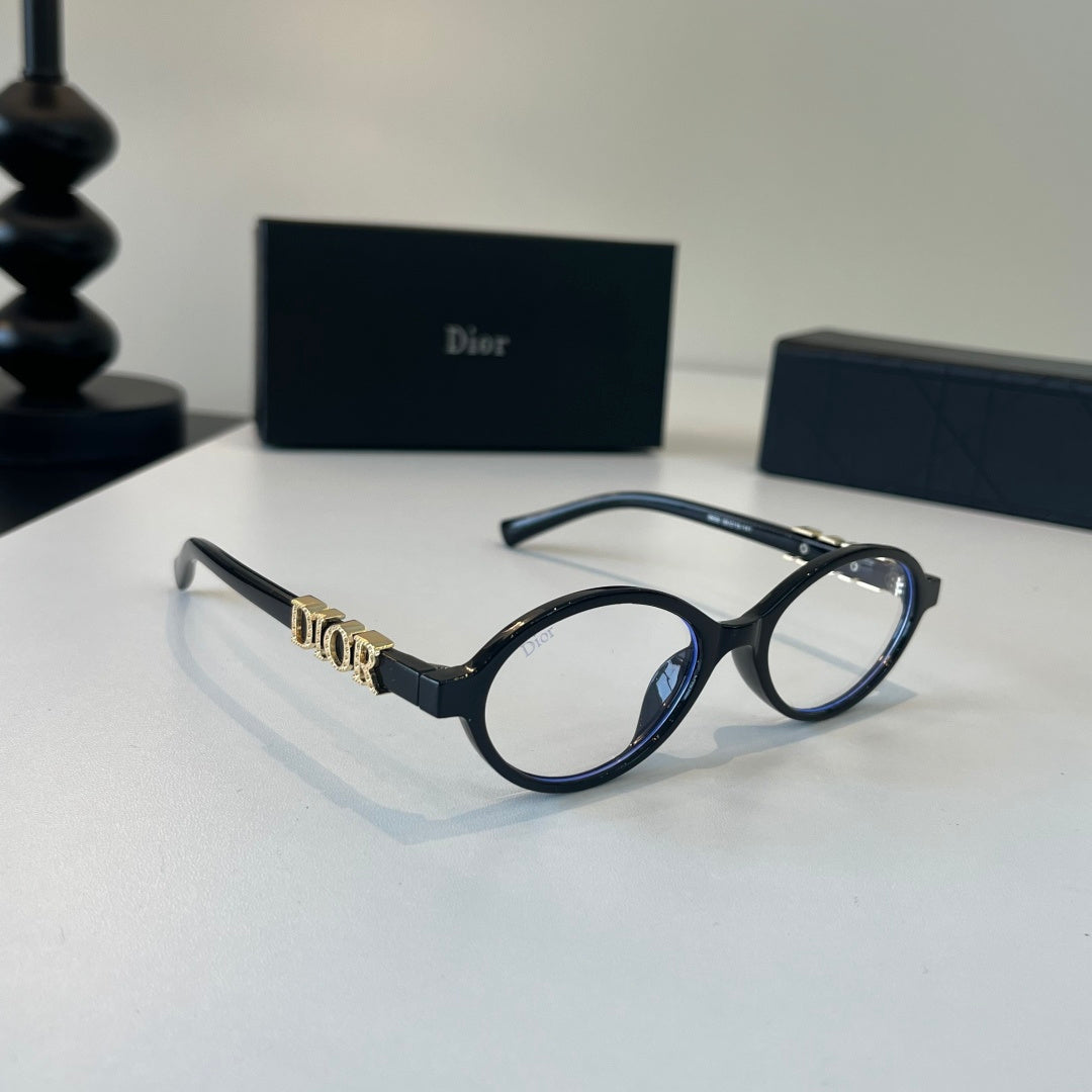 Dior Fashion Silver Lens Sunglasses for Men & Women - 431861