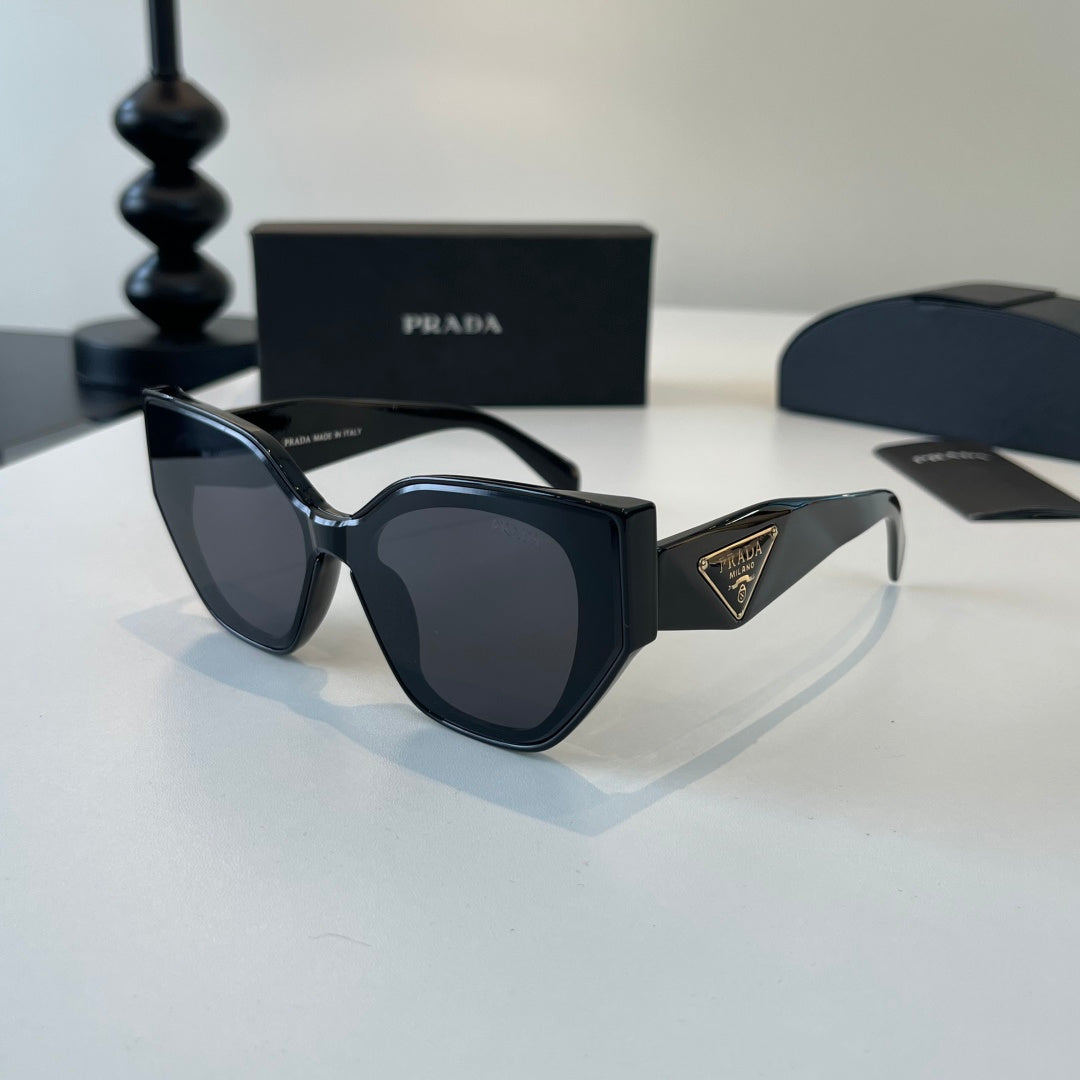 Prada Fashion Black Lens Sunglasses for Men & Women - 415814 - detail image 3