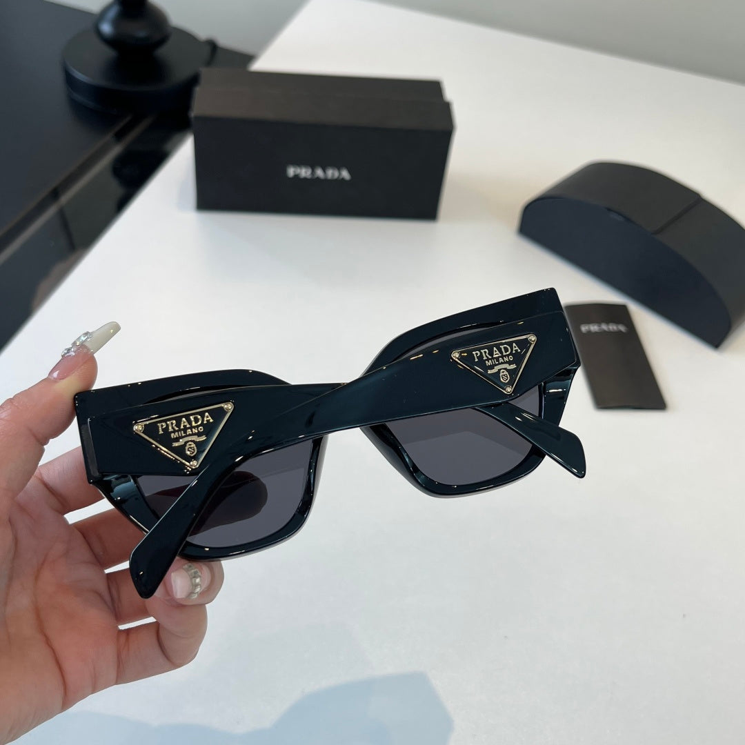 Prada Fashion Black Lens Sunglasses for Men & Women - 465555 - detail image 8