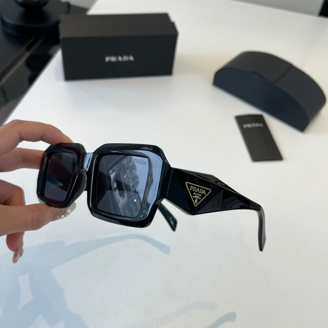 Prada Fashion Black Lens Sunglasses for Men & Women - 415666 - detail image 9