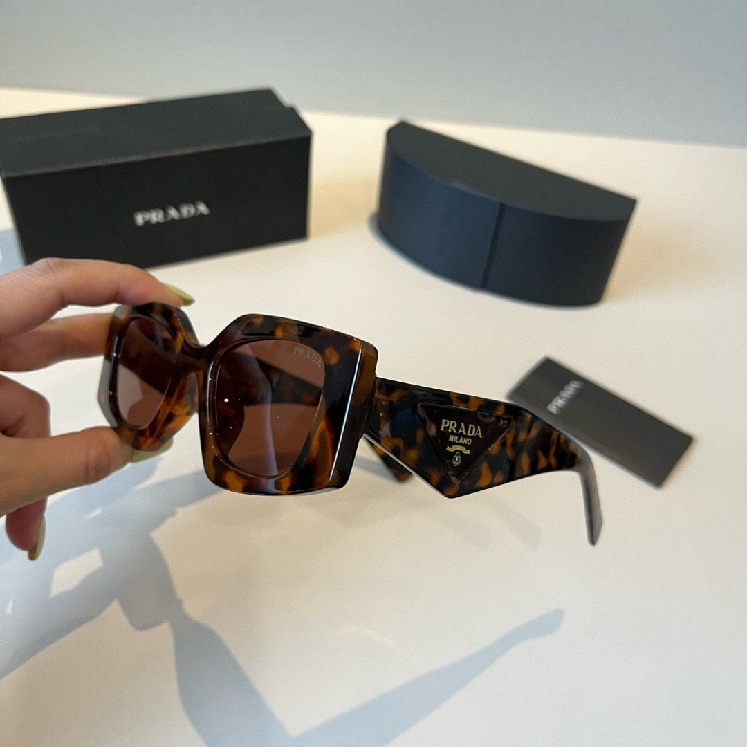Prada Fashion Black Lens Sunglasses for Men & Women - 487165 - detail image 4