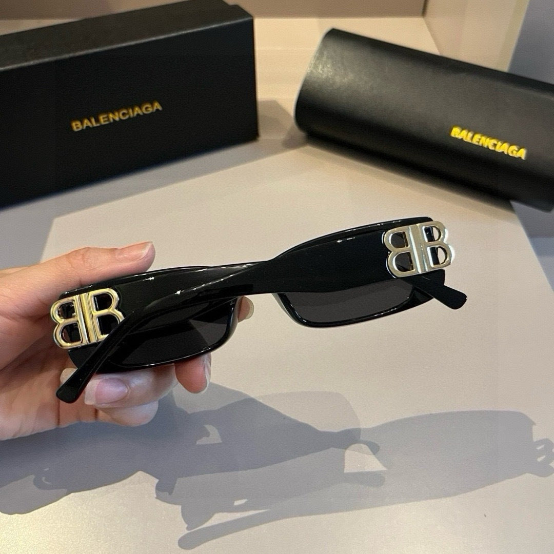 Balenciaga Rectangular Gold Lens Sunglasses for Men & Women - 372357 - detail image 7