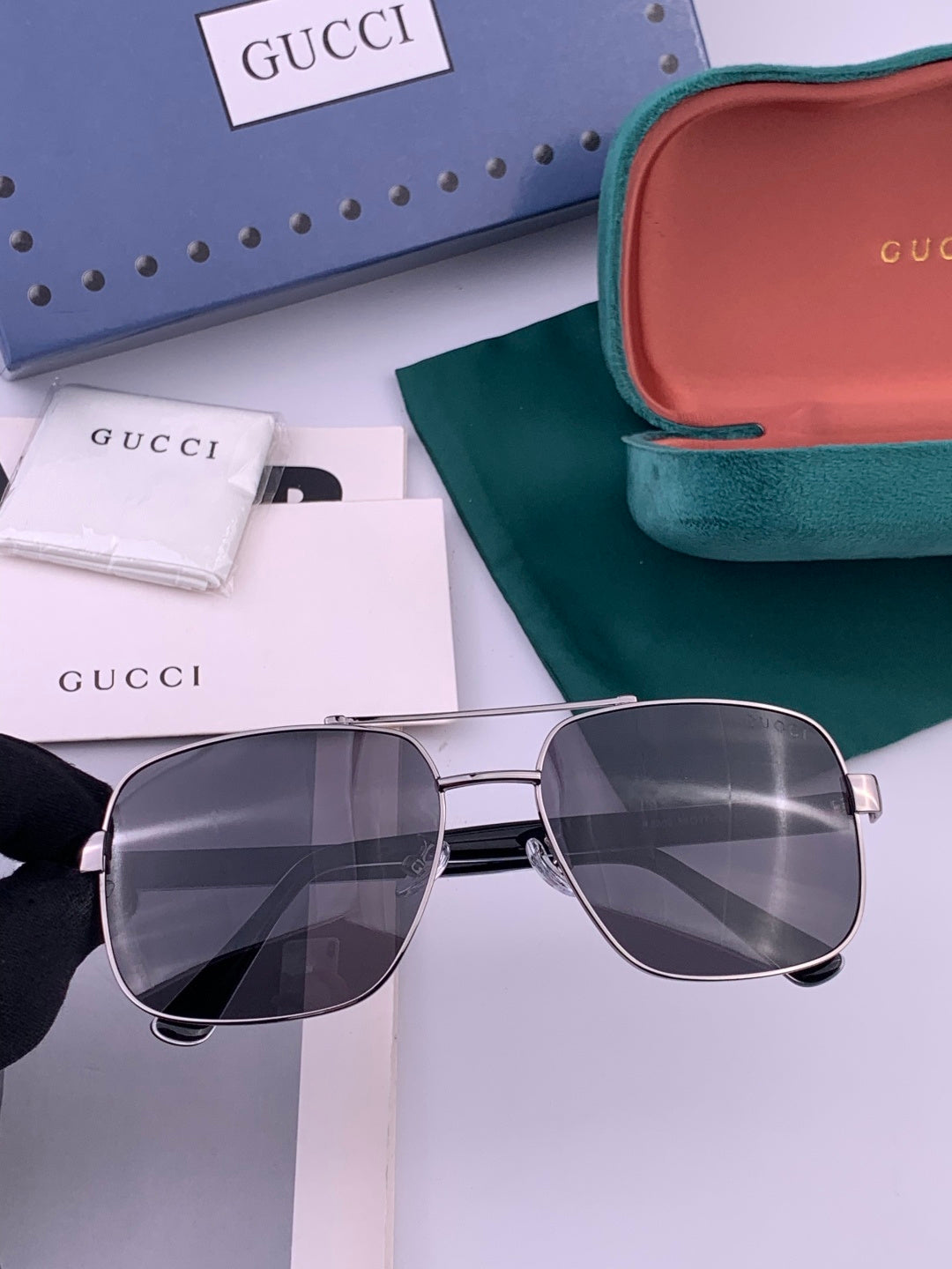 Gucci G2880 Polarized Aviator Black Lens Sunglasses for Men & Women - 158244 - detail image 3