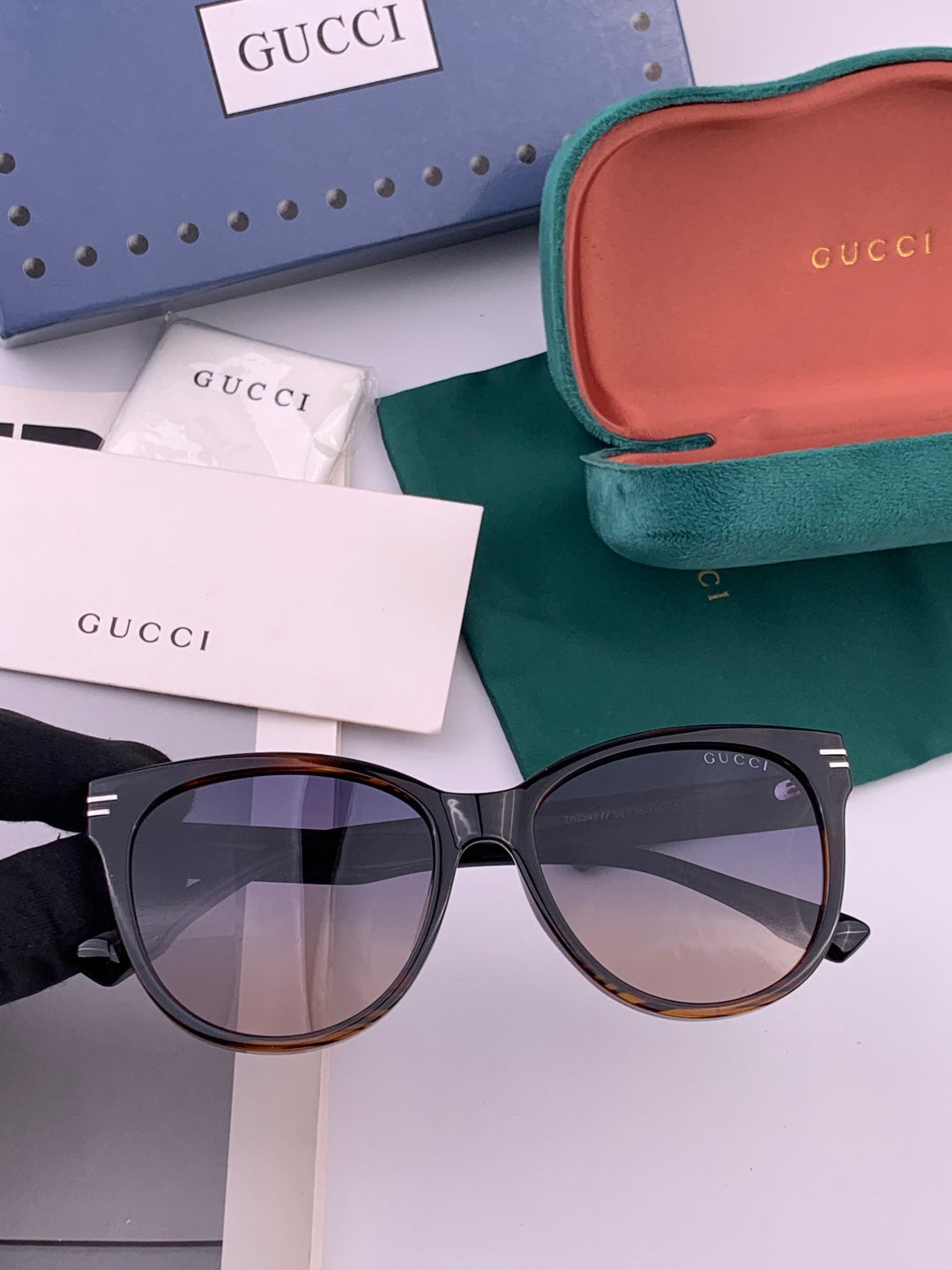 Gucci G2234 Polarized Square Pink Lens Sunglasses for Men & Women - 158272