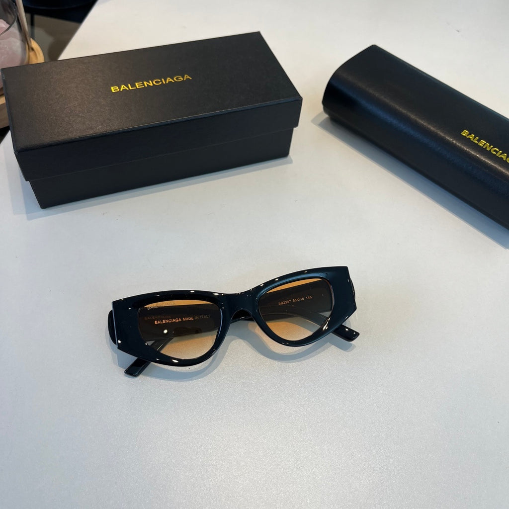 Balenciaga Rectangular Brown Lens Sunglasses for Men & Women - 372349 - detail image 5