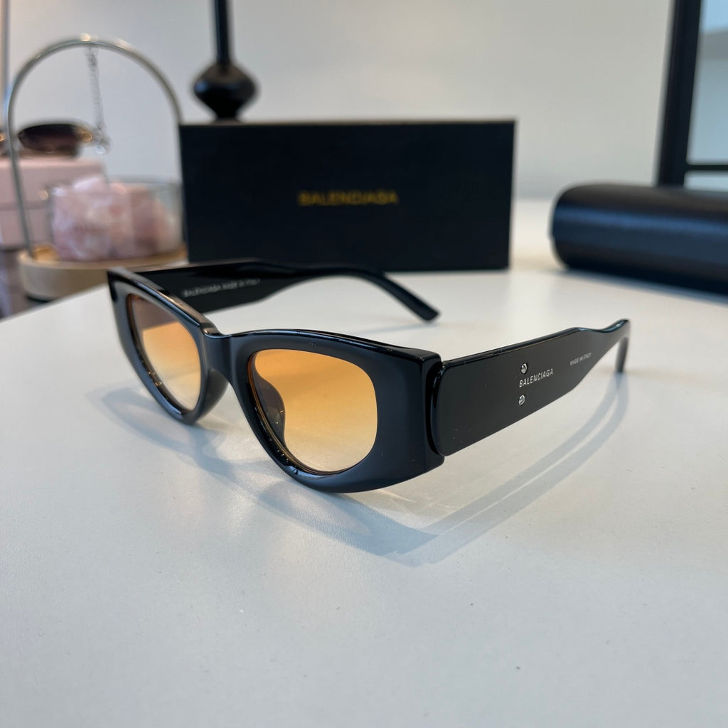 Balenciaga Rectangular Brown Lens Sunglasses for Men & Women - 416134 - detail image 3