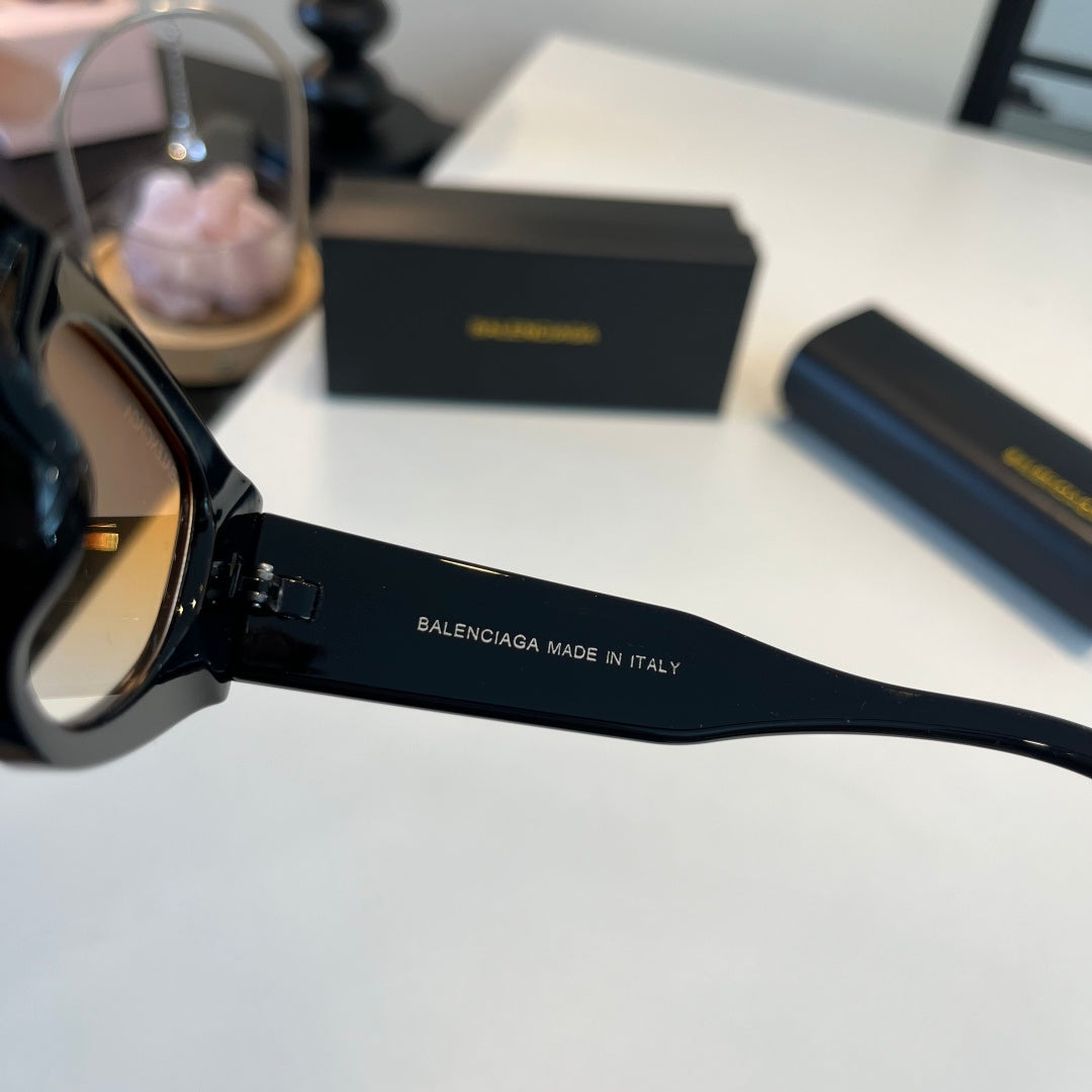 Balenciaga Rectangular Brown Lens Sunglasses for Men & Women - 449652 - detail image 9