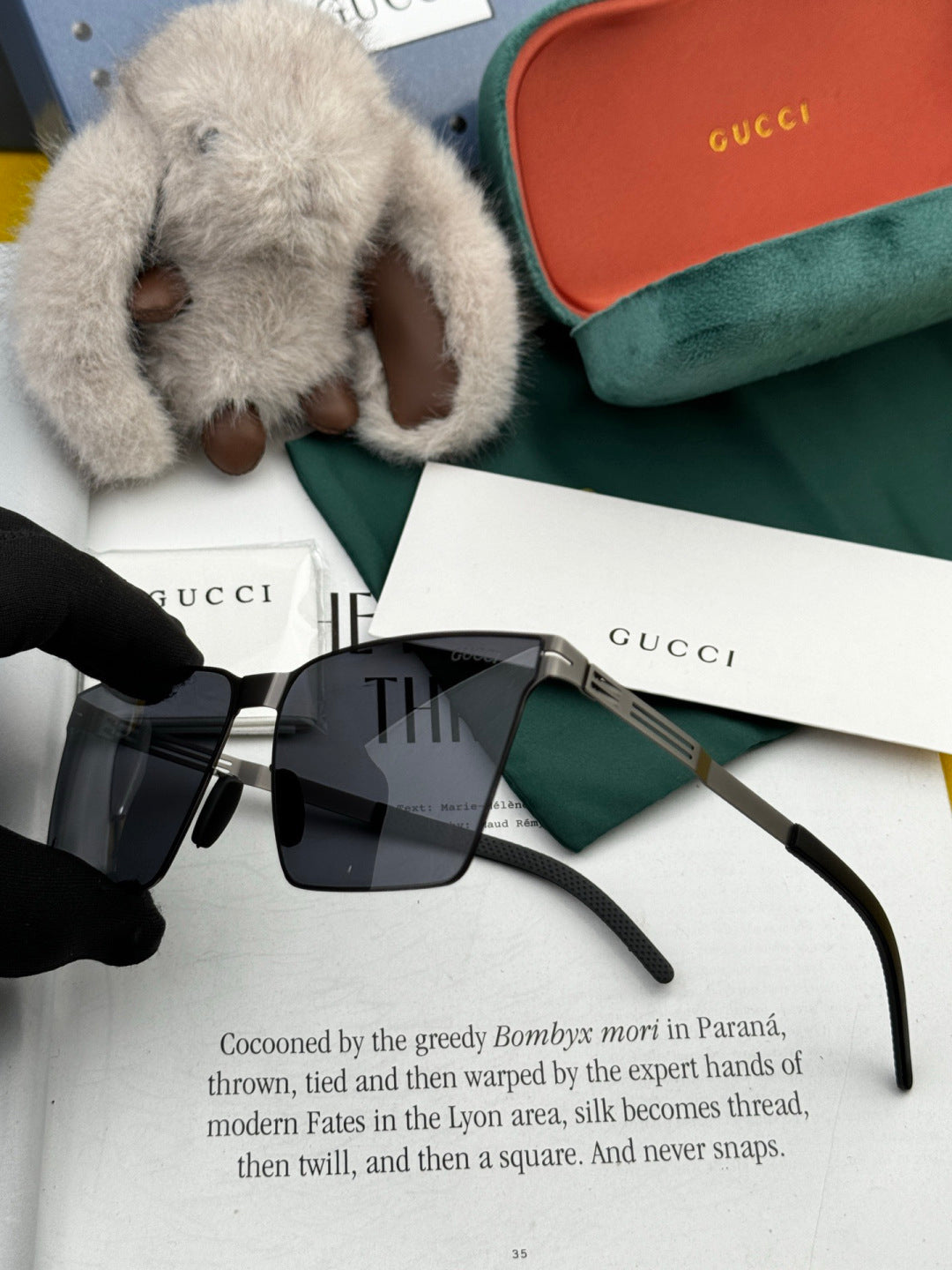 Gucci G198 Polarized Fashion Blue Lens Sunglasses for Men & Women - detail image 6