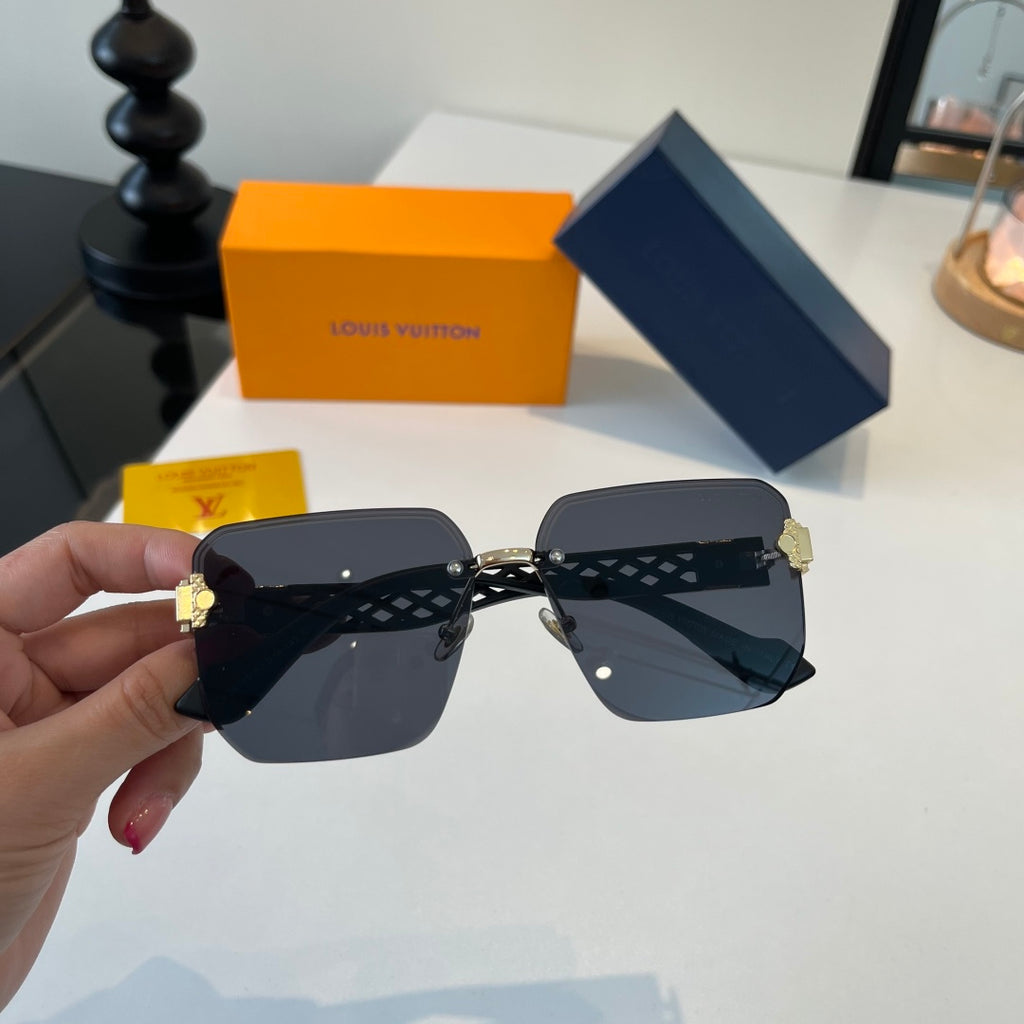 Louis Vuitton Fashion Silver Lens Sunglasses for Women - 493059 - detail image 5
