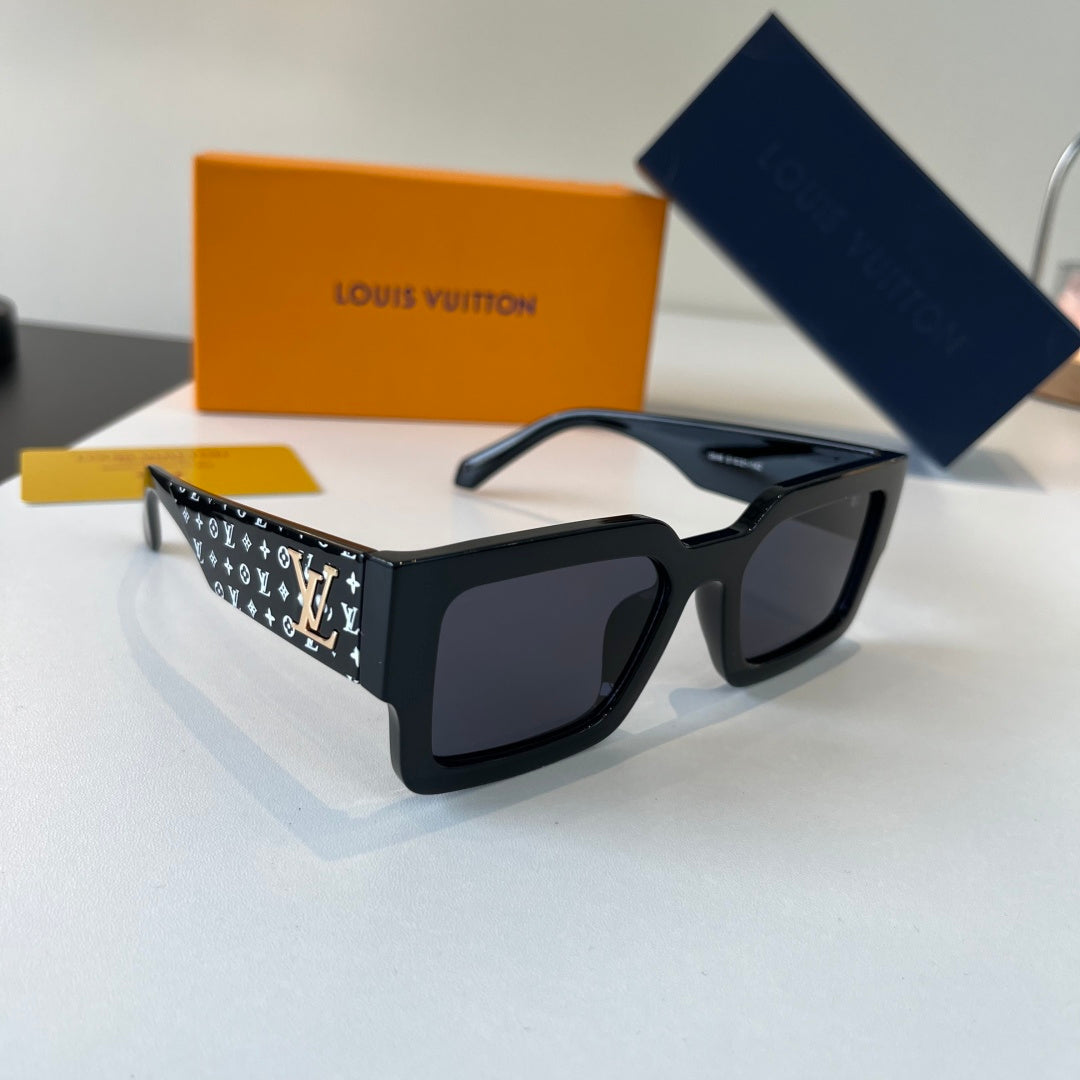 Louis Vuitton Fashion Black Lens Sunglasses for Men & Women - 493063
