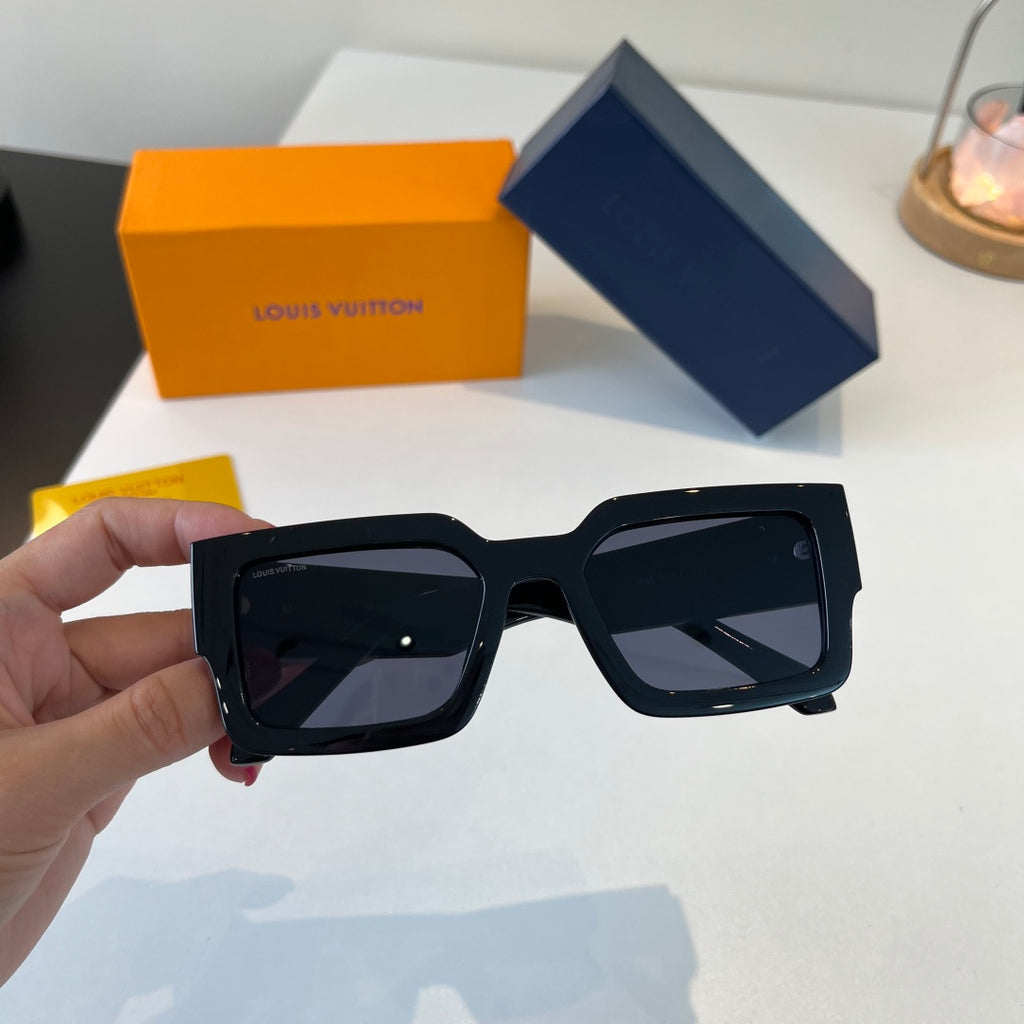 Louis Vuitton Fashion Black Lens Sunglasses for Men & Women - 448667 - detail image 5